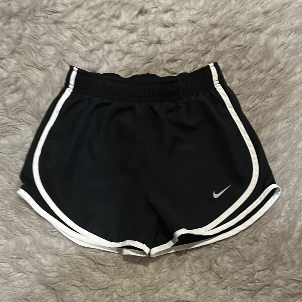 Nike dri‎ fit black and white athletic shorts